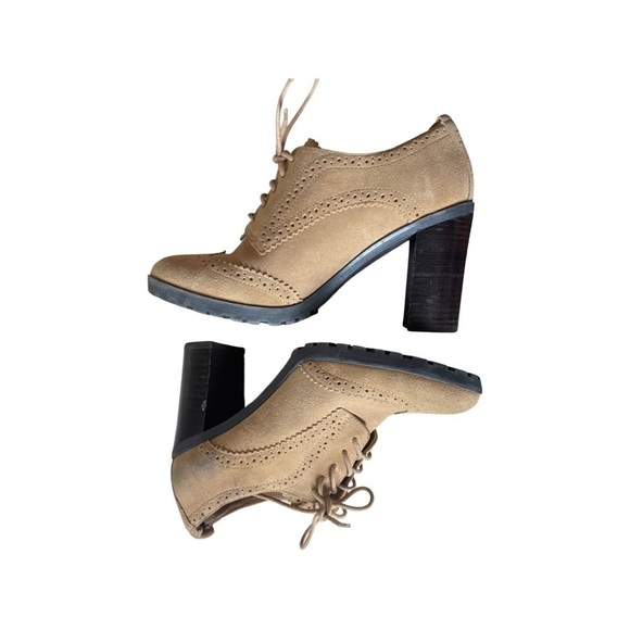 TOMMY HILFIGER Tan Suede Wing-Tip OXFORD HEELED Shoes Women’s Size 7M. - Picture 1 of 16